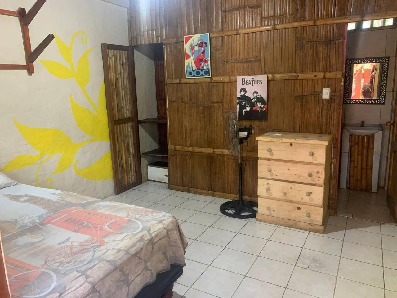 Hostal Mamacucha Montanita Luaran gambar